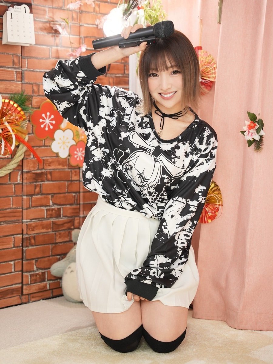 本日の #MINTSPEC のボーカル🎤Miiちゃん🍅の歌枠生配信🎤は急遽予定を