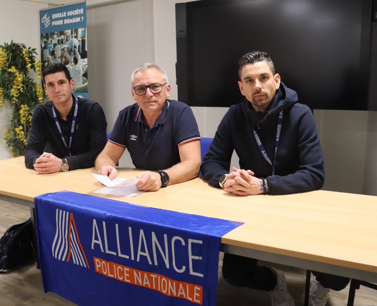 RAutrement's tweet image. #Rennes #Préfecture #Sécurité #PoliceNationale Rassemblement citoyen de 11 h à 12 h devant la préfecture. Police et citoyens mobilisés pour alerter sur l’insécurité, le manque de moyens et les retards judiciaires. Mobilisation nationale dans 24 villes. rennes-infos-autrement.fr/un-rassembleme…