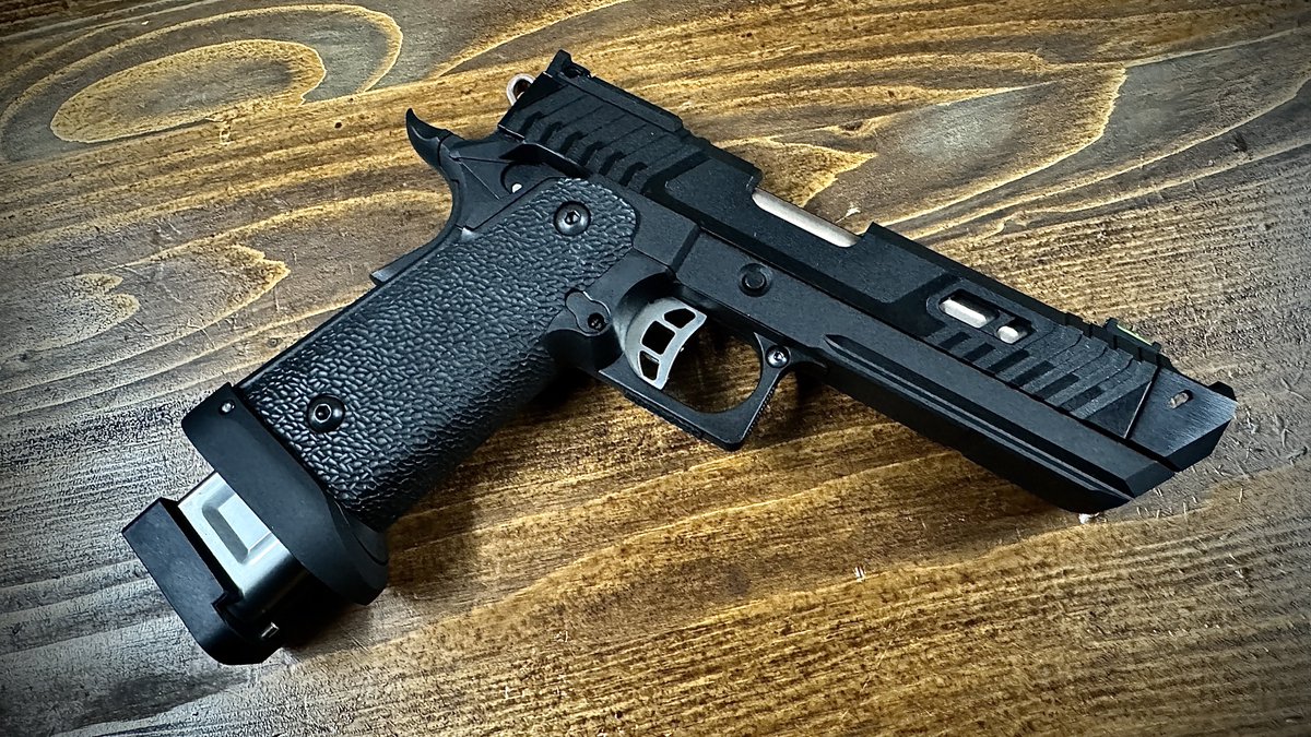 Dongeya_info's tweet image. 🗡️BT-PIT VIPER CO2GBB再販🗡️
ジョンウィック4に登場する大人気PIT VIPERが再販入荷📦

冬でも撃てる大迫力リコイルは最高です❤️‍🔥

兄弟機SAND VIPER CO2GBBも在庫あります👀

#JW4 #TTI
☎︎070-8406-5224
#どんげ屋 #ZEROBASE
#宮崎 #エアガン #サバゲー #ミリタリー