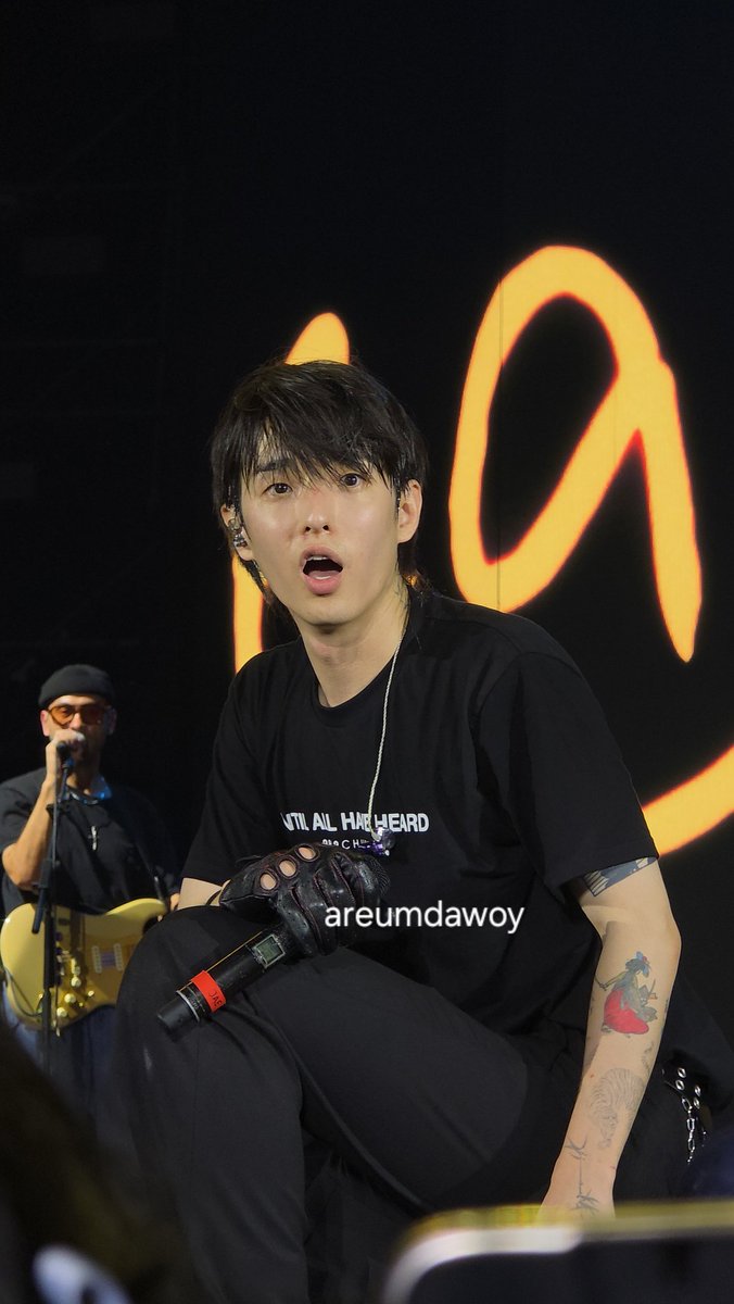 feel154082's tweet image. 이 해프닝으로 레전드 귀욤짤 탄생🫠