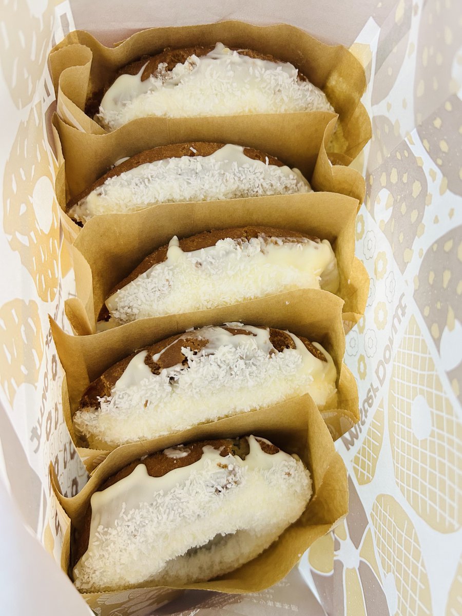 ミスド
こんなのあったのか！
ココナッツ大好きなんでとりあえず5個🥰