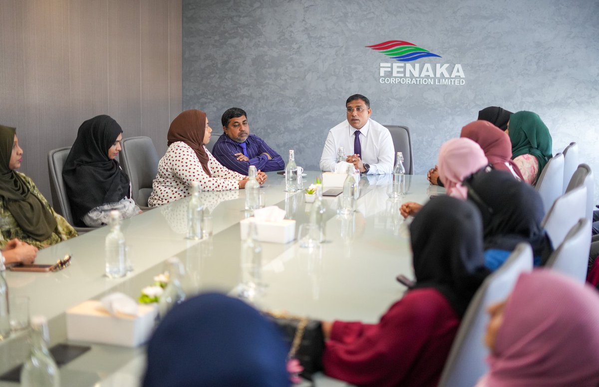 ClubFnk's tweet photo. Our Managing Director met with our volleyball team today and praised their strong performance throughout the tournament. A proud moment for the squad! 🏐💙🙌

#ClubFenaka #TeamFenaka https://t.co/sC046Qrrk0