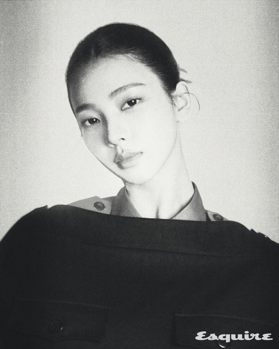 In Prada, I don’t perform elegance—I inhabit it. Clean lines, calm thoughts, no excess.