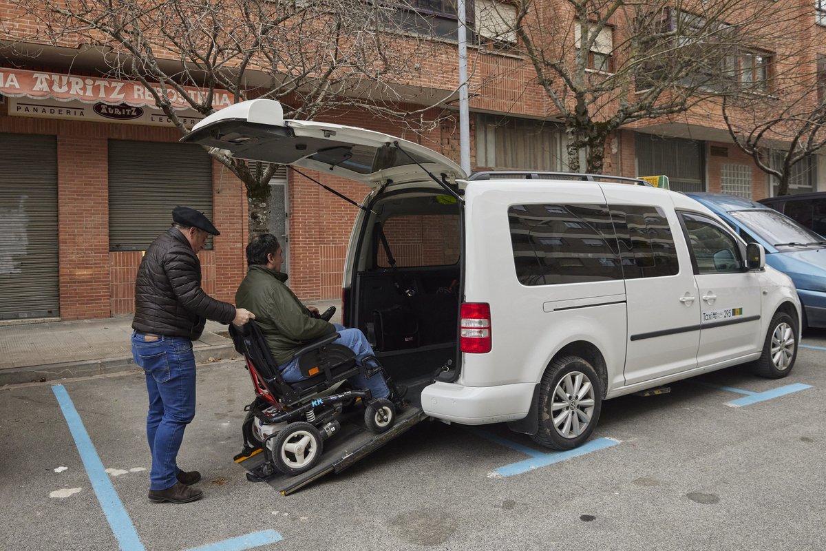 🚕Dagoeneko zabalik dago Taxi Bonua eskatzeko epea. Kontsultatu informazio guztia webgunean labur.eus/mzeyu35a

🚕Ya esta abierto el plazo para solicitar la ayuda Bono Taxi. Consulta toda la información en la web labur.eus/sbped7hv

#berriozar #berriozarkoudala
