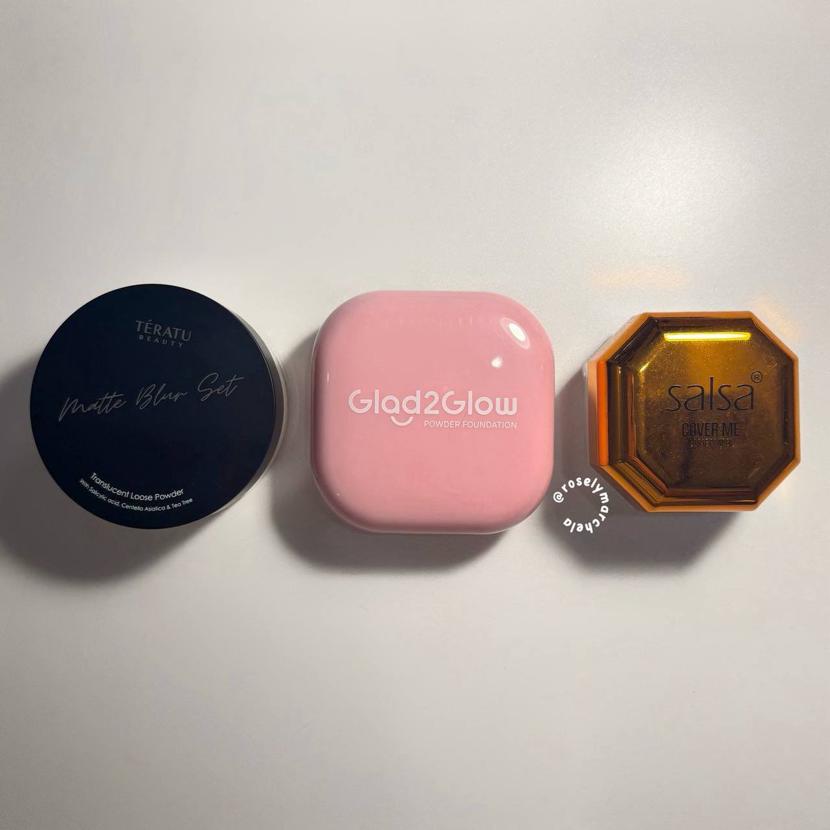 roselymarchela's tweet image. uwaaa top 3 ✨SKINTINT &amp;amp; POWDER✨ versi akuuu, cakepp pol musti cobaa salah satuu 😭👌🏻💯
