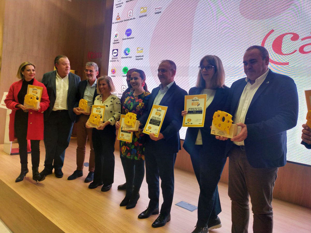 Interprof. Láctea tweet media