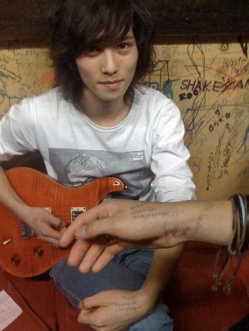 美韓】イ・ジョンヒョンに投票完了！ 現在の得票数:736票 イ