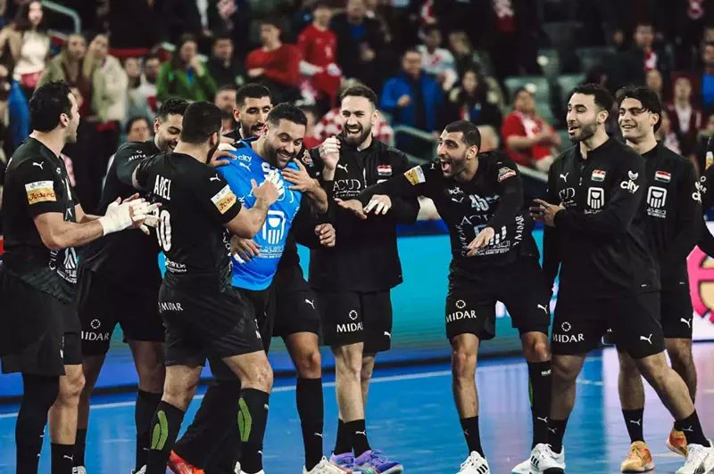 بداية المباراة. مصر 0 الجابون0. أولى مباريات الفراعنة ببطولة أفريقيا لليد. تابع من هنا 