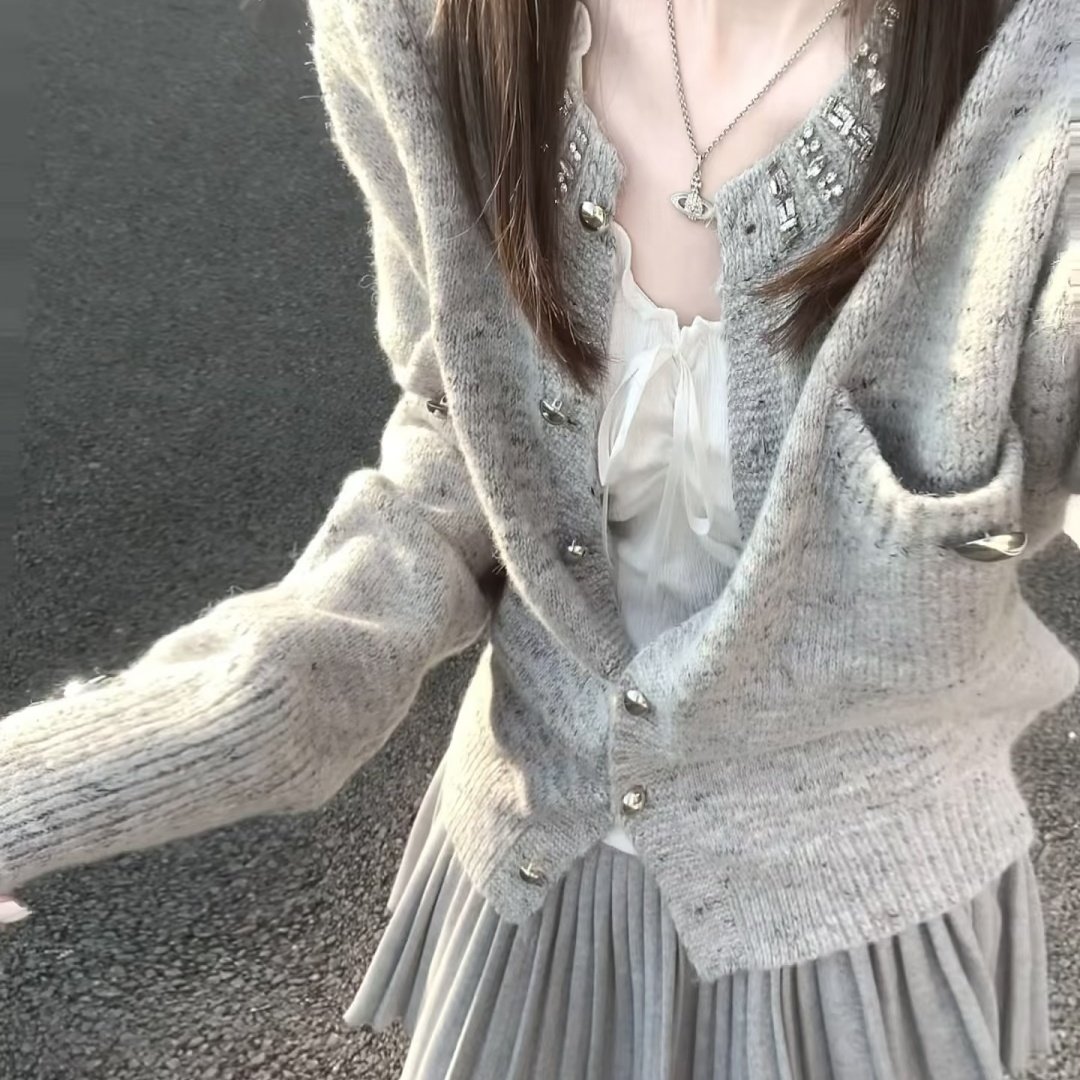 urchaoticside's tweet photo. ⋆ ˚｡⋆୨୧˚ korean outfit inspired ˚୨୧⋆｡˚ ⋆ https://t.co/kItueCLhyu