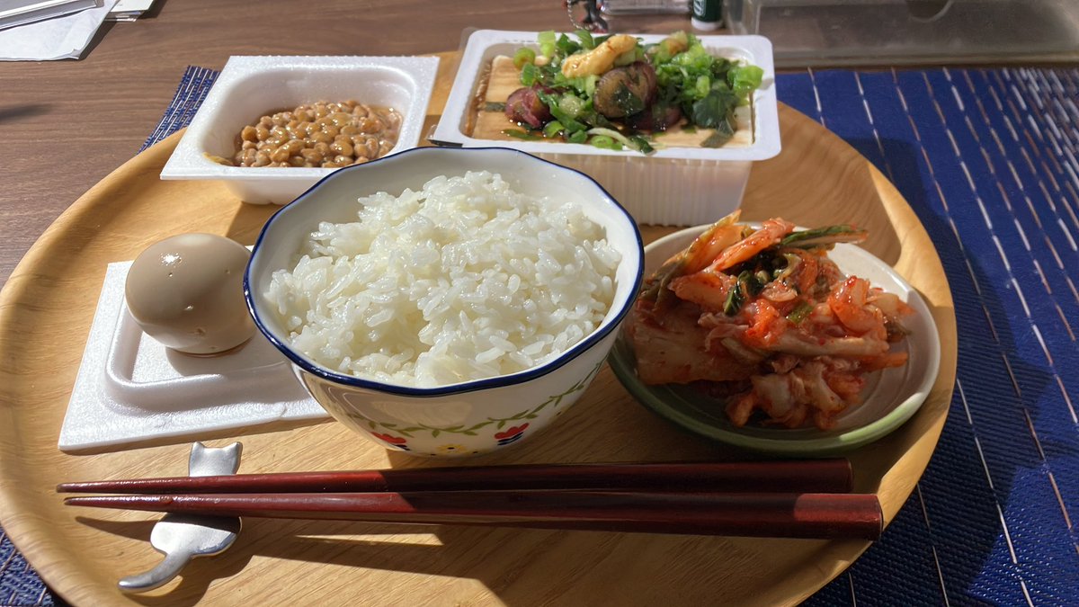 Virtue_Vulture_'s tweet image. この食生活が基本になって半月近く経とうとしているけど、確かに体調は良いんだよな