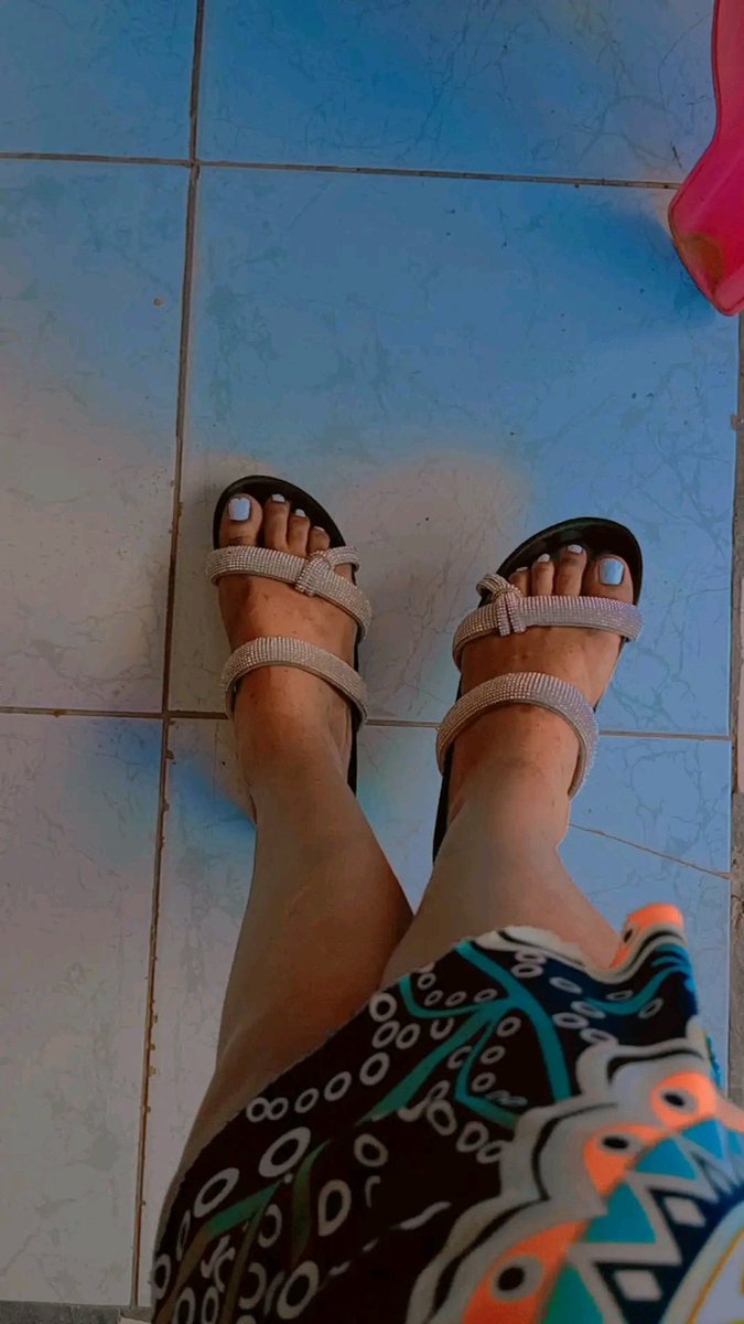 noni000666's tweet image. موجودة فى ابوظبي الخالدية 
مين عايز يتنااا***ك من عمة عني***فة 
ومبن عايز جماعى واجره من خصاويه يدخل الخاص فاتح
الحسو رجلى