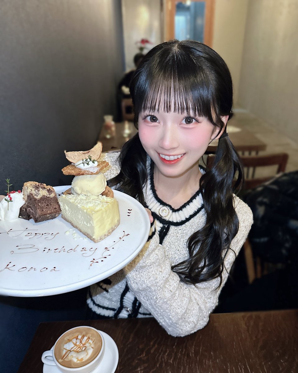 19歳になりました！🙇‍♂️

あたたかいお言葉ありがとうございます🙇‍♂️お祝いしていただけてとっても嬉しいです😭🤍
皆様に恩返しできるよう頑張ります！
19歳もよろしくお願いいたします💖

#ニアジョイ