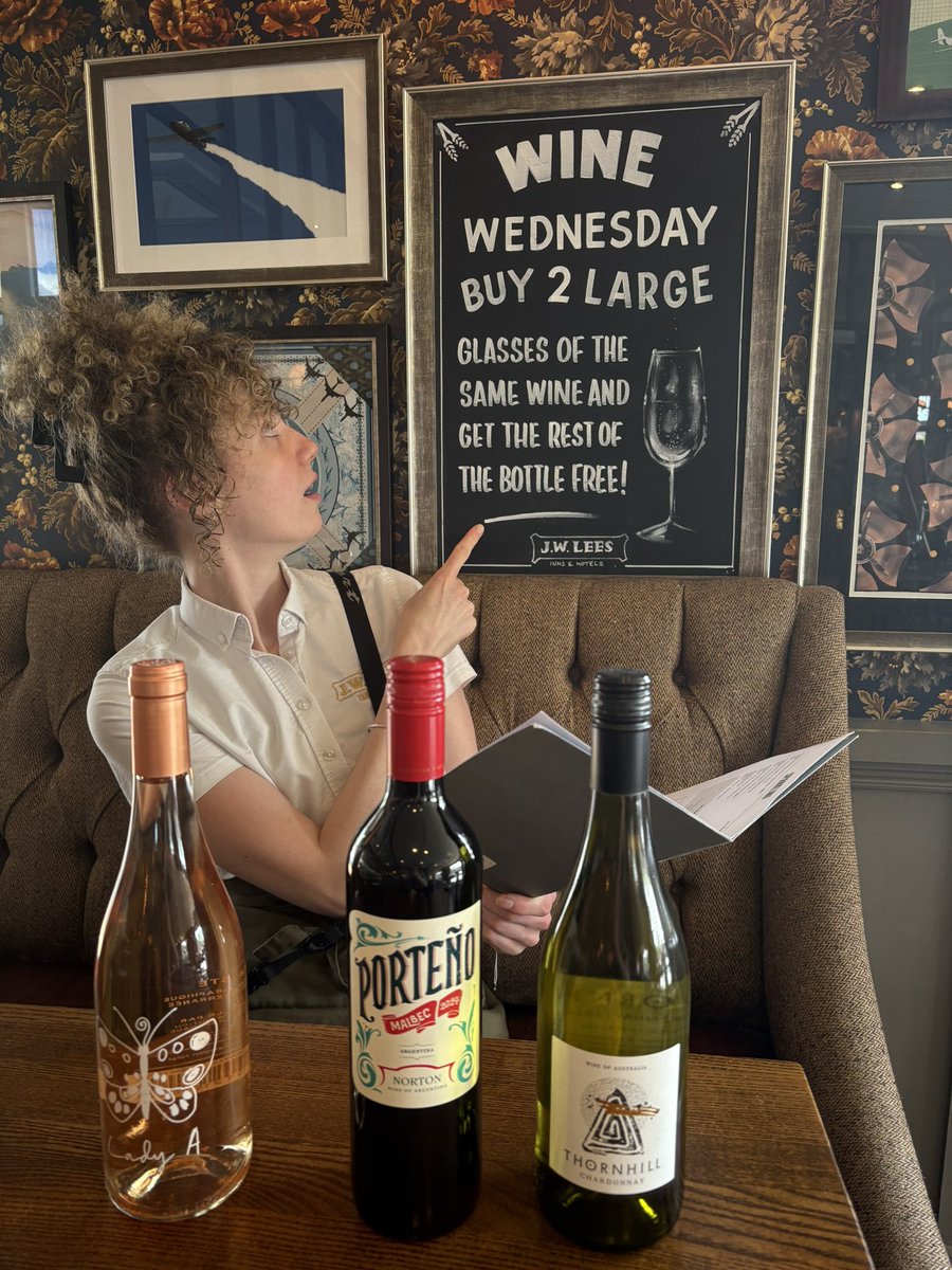 Need we say more? #winewednesday #winelovers theaviatorpub.co.uk