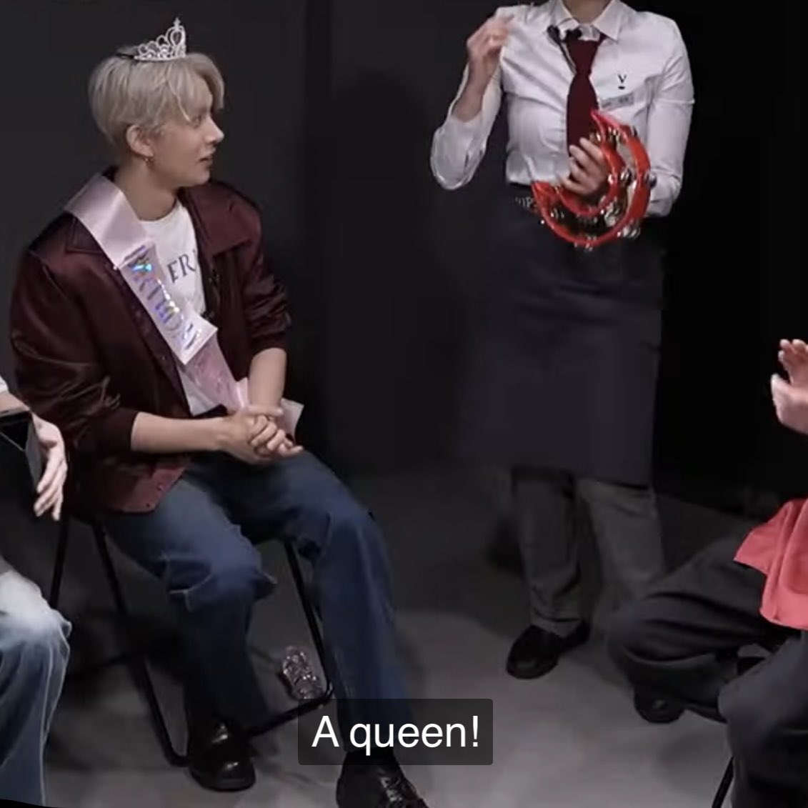 heeseungggiiee's tweet image. exactly