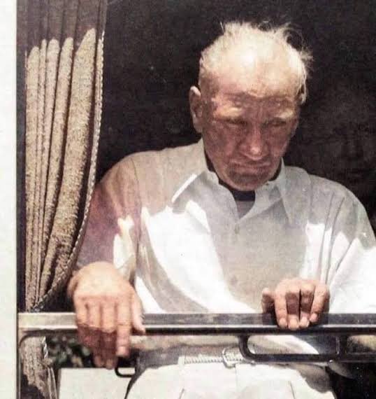 “Bu coğrafyada başı dik yürüyorsak, bunun bedelini bir adam çoktan ödemiştir.”