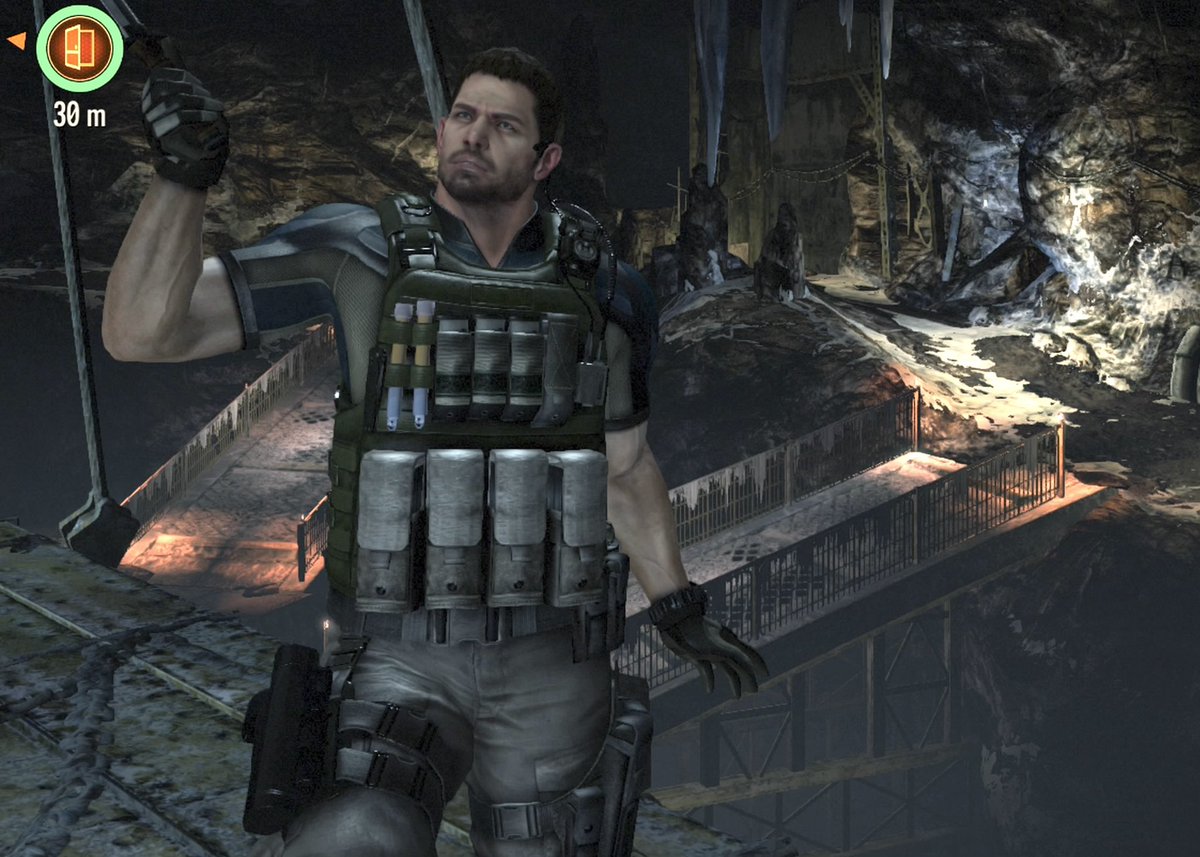 PS5のメディアギャラリー久々に覗いたら、自撮り下手くそ選手権に出場しそうな🐻とか変にアンニュイな🐻とかの写真がチラホラあって…何が撮りたかったのか全然わからない（スクショ撮りっぱ整理しない民）