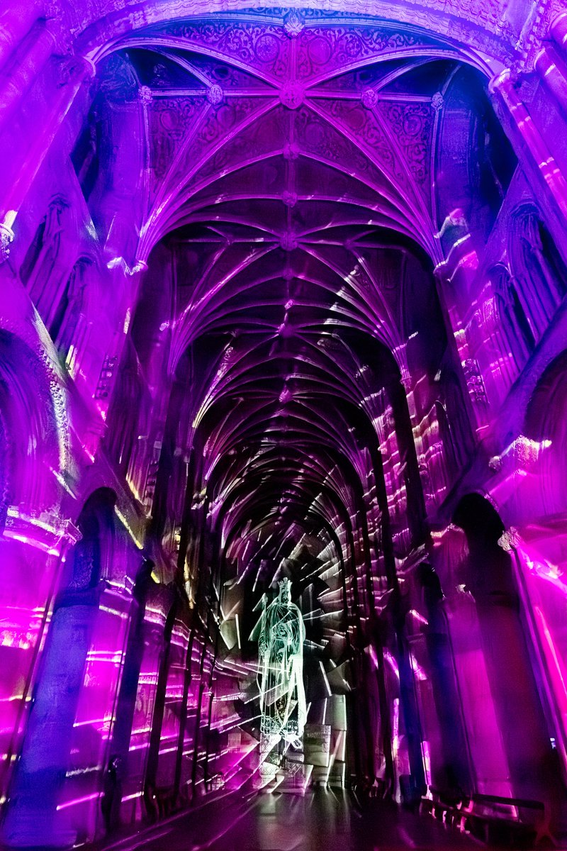 Hereford Cathedral tweet media