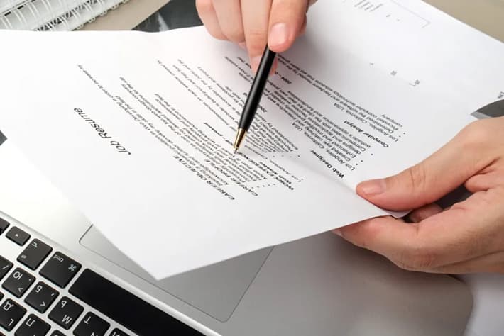 This week's blog from #TeamOrange...
Top 5 CV Tips for Professionals in Logistics, Supply Chain, Procurement &amp; Sales bit.ly/4r1ZQYM 

#CVTips #Logistics #SupplyChain #Procurement #Sales