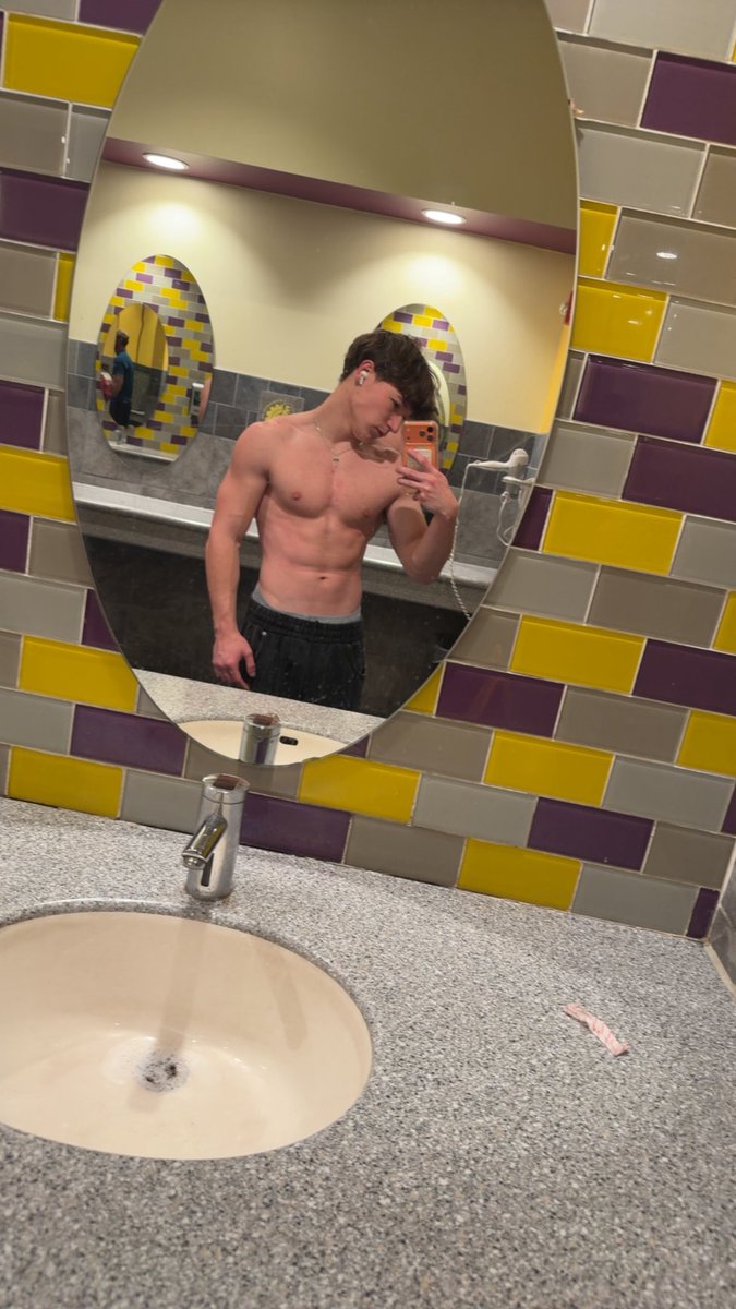 AlexanderReid0's tweet image. Don’t fight it