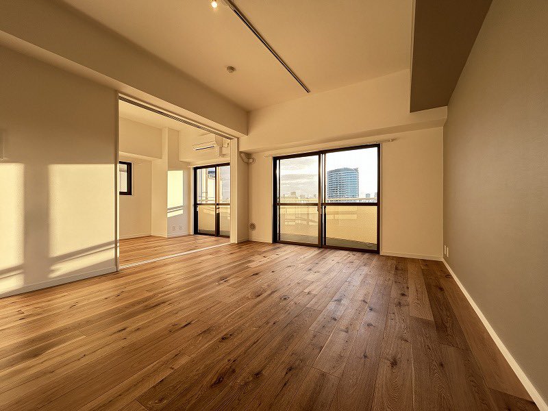 PlusOneAddress tweet picture