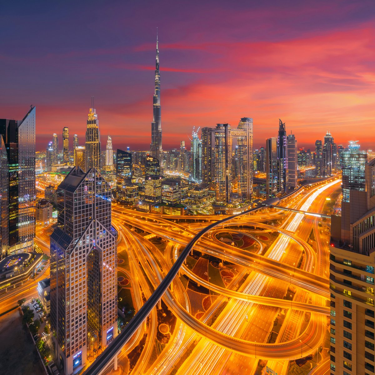 Market News:
Dubai’s residential market had a big year in 2025. 
AED 546.8 billion worth of property was sold across 202,349 deals.
 With new projects launching and prices rising at a healthier pace, the market is entering 2026 from a position of strength and stability.
#UAE