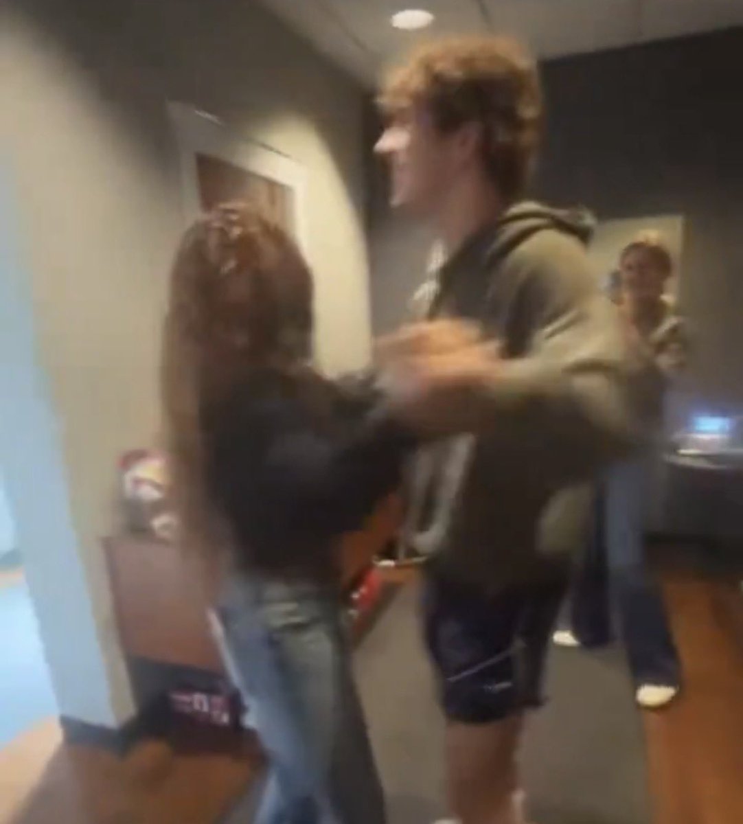 theapercababies's tweet image. GETTING READY                    TO MAKE HISTORY