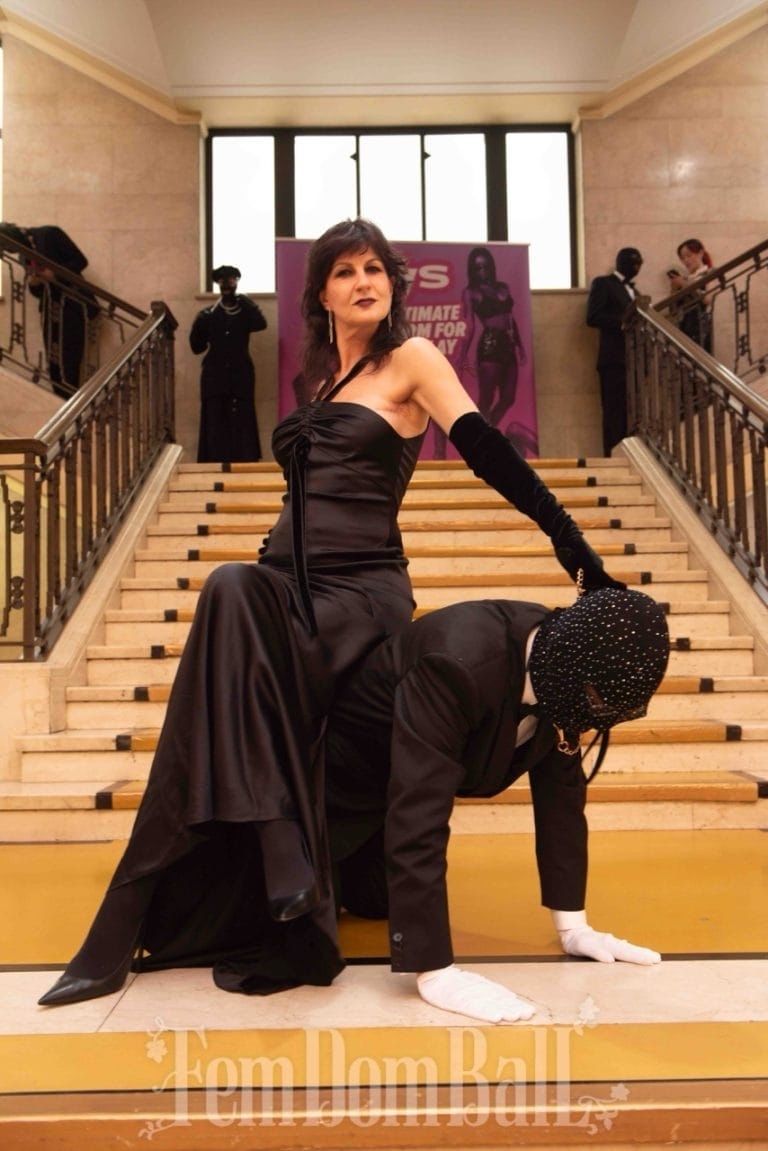 We are now welcoming sponsors for our Raffle.
BDSM brands, fetish designers, and dungeon owners invited to participate.