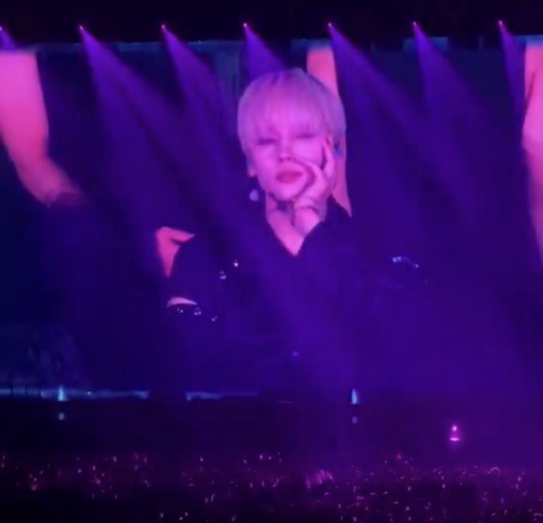 hkkaels's tweet image. Yes babe🙂‍↕️