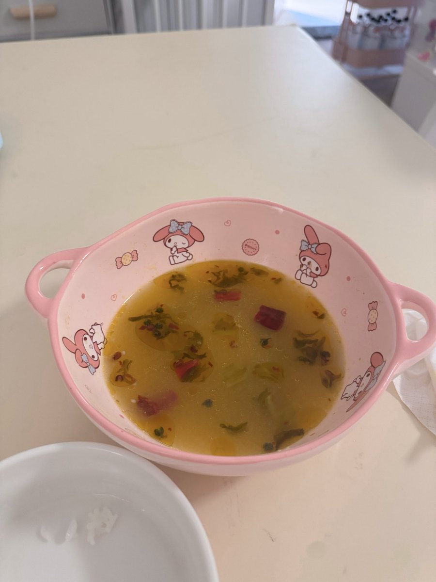 小宅梅 tweet media