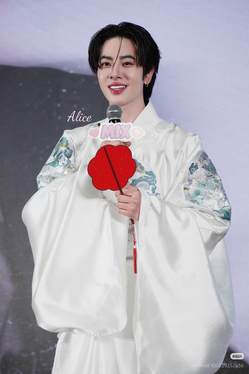 _0429x_'s tweet image. โอ้ยยย แพ้คนสวยwa