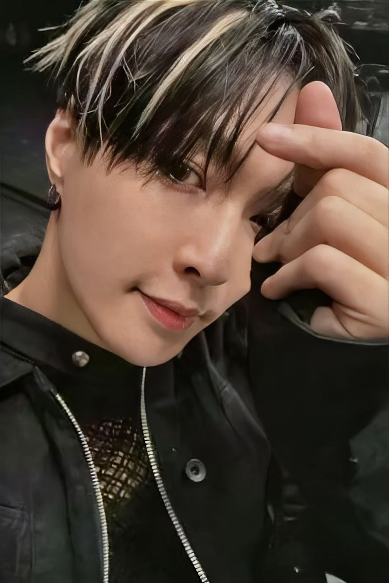 lcnsasae's tweet photo. thank u China
#Yixing https://t.co/G3J9N5bE6z