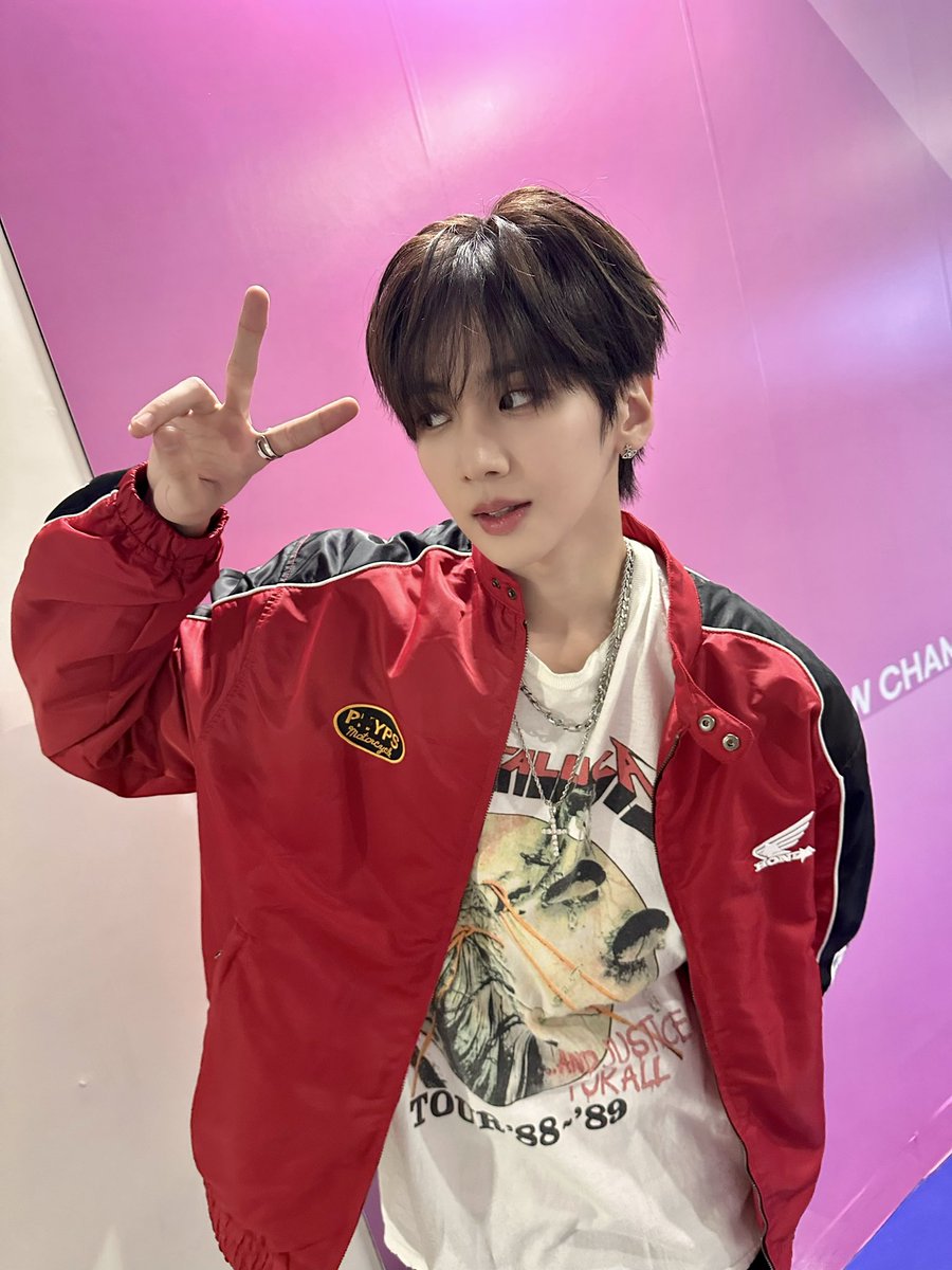 [📷]
#에이티투데이_260121

🖤❤️MC 성모❤️🖤
2026년! 힘차게 출발합니다💨

#82MAJOR #82메이저 #에이티투메이저
#82데이 #82TODAY