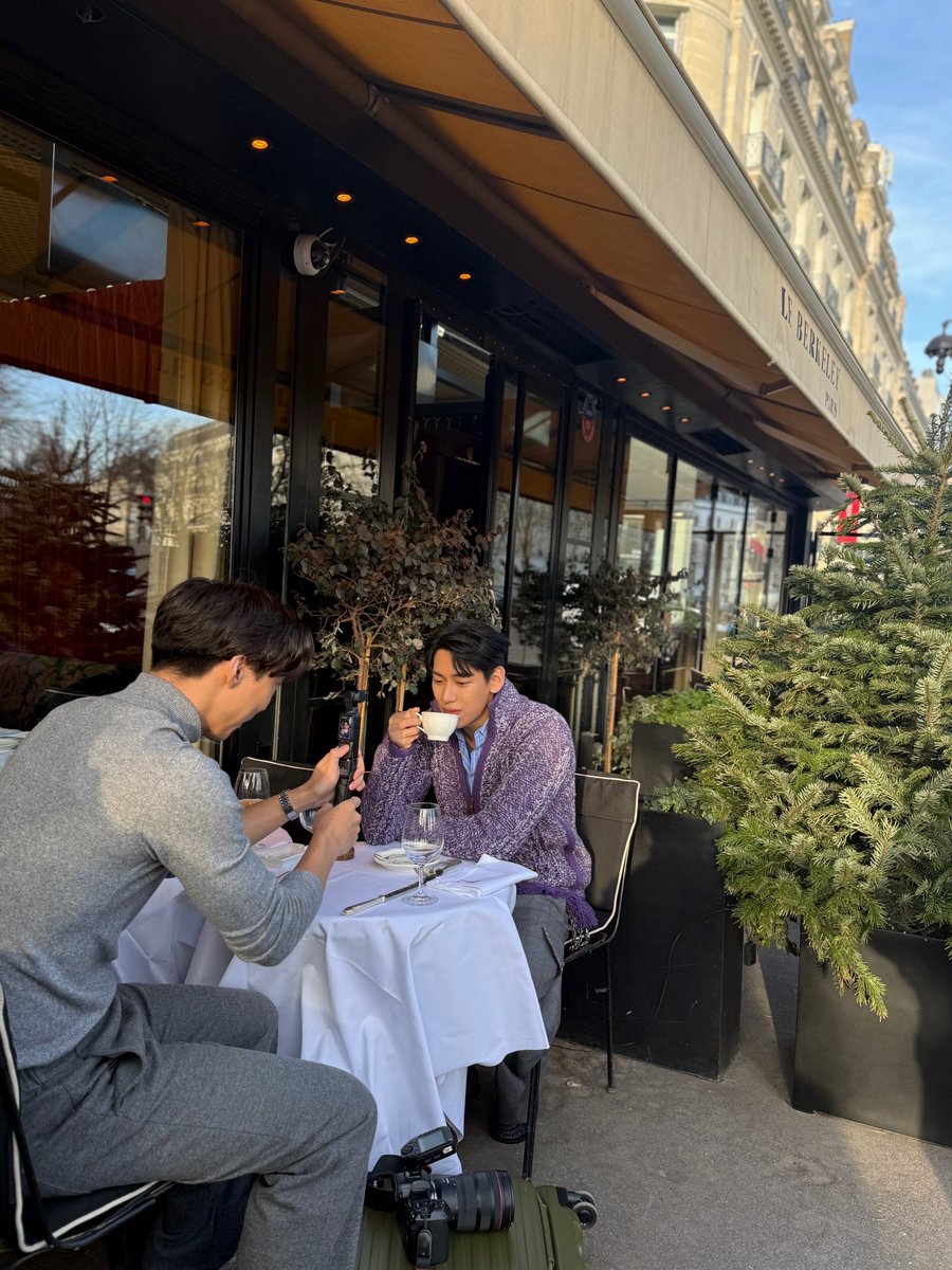 ☀️

#BamBam #뱀뱀
#LVMenFW26 #LouisVuitton 
#BamBamxLVMenFW26
<a href="/BamBam1A/">BamBam</a> <a href="/LouisVuitton/">Louis Vuitton</a>