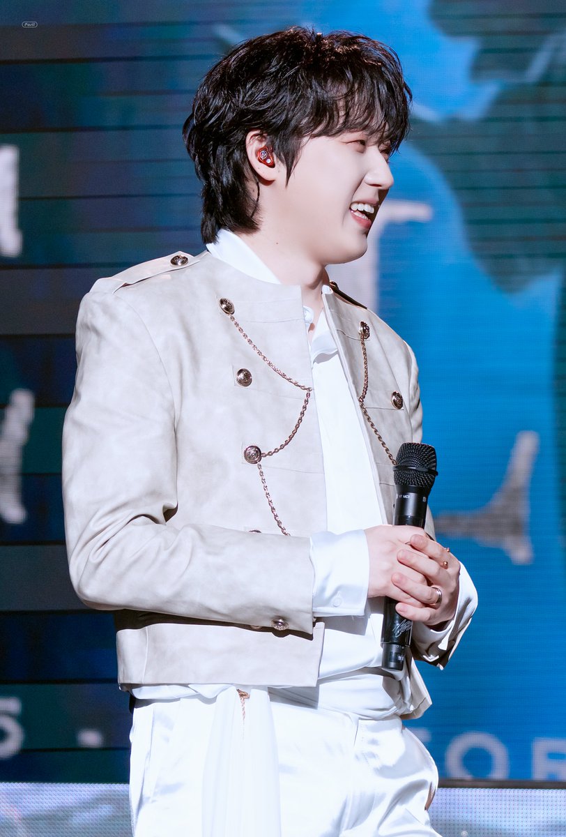 lilliilove1's tweet image. 20260117 더 레거시 대구 토요일 

최애를 바라볼 때 

#포레스텔라 #Forestella #강형호