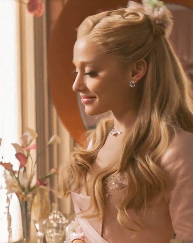 imperfctforu's tweet image. she was magical ˚‧⁺.*