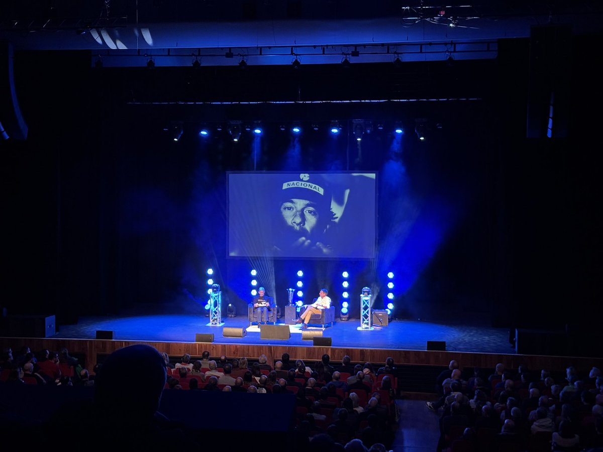 williamsmarkal's tweet photo. Thanks @HillF1 for a great evening @GLiveGuildford . Your memories of Imola94 were particularly poignant. And nice job on the old fender 👍👏👏 https://t.co/jqv8mtBaIT