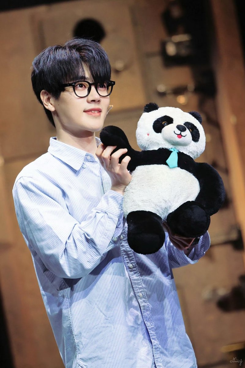 ( ˶' ᵕ '˶)♡ 🐘🐼