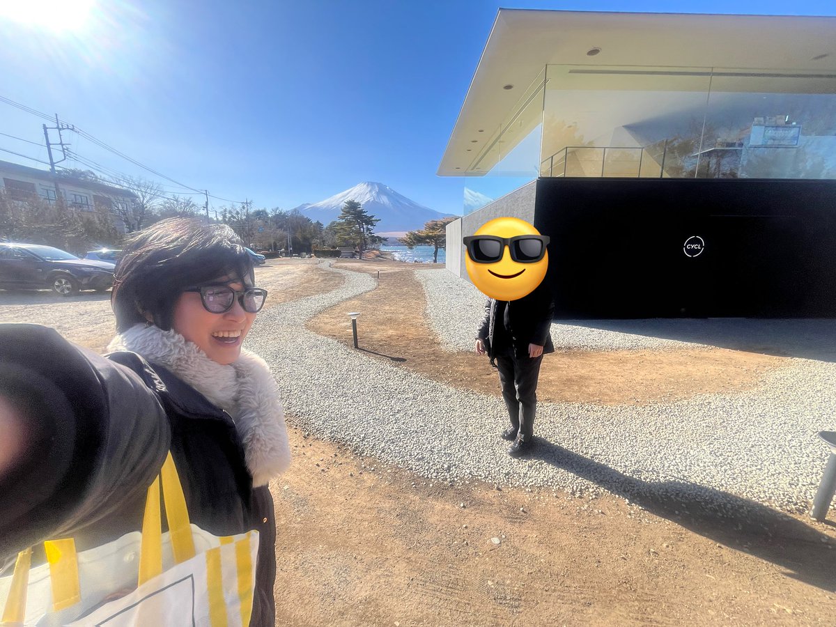 Tomosauna96's tweet photo. お久しぶりです！
最近行って良かったサウナ紹介①
CYCL🧖‍♀️
都内からは少し遠いけど、車で向かう途中にどんどん大きくなる富士山も、整い椅子から眺める富士山も完璧すぎる💯
ロウリュのクロモジの香り、水風呂の深さと冷たさも最高で、完全に整い案件🌿🧊
次は山中湖近くのロッジに泊まりたい🏕️ https://t.co/sOnbKrBGDB