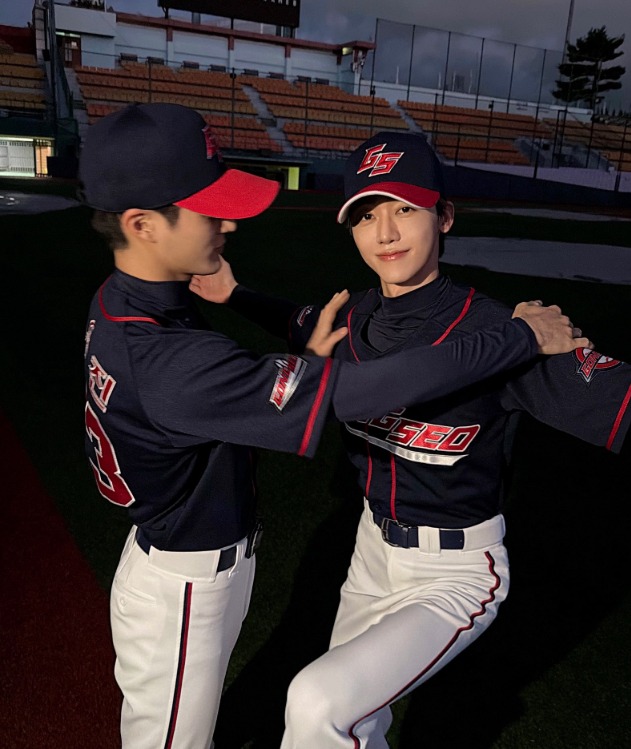 michipye's tweet image. at least kl kangen bias tinggal rewatch dramanya, ada unit, solo BA/schedule mereka, momen dari nomin sendiri,  sedepnyaaa jadi JJ stan stay mad haters  💅🏻💅🏻