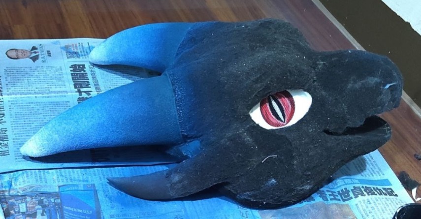 DragonX2space's tweet image. #Fursuit #Maker #Dragon
@PJDorago 
1.繪製設定圖（以便溝通製內容），本人的外語非常不好😅
2.確認尺寸
3.開始製作EVA面具基底