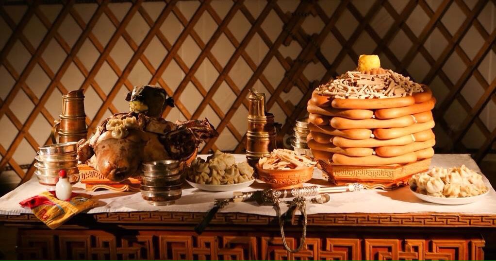 Цагаан сарын битүүний өдрийг амралтын өдөр болгох тогтоол гаргалаа 

Засгийн газрын өнөөдрийн хуралдаанаар 2026 оны хоёрдугаар сарын 17-ны мягмар гарагийн ажлын өдрийг 2026 оны хоёрдугаар сарын 28-ны бямба гарагийн амралтын өдөрт шилжүүлэхээр шийдвэрлэлээ.

Монгол үндэстний