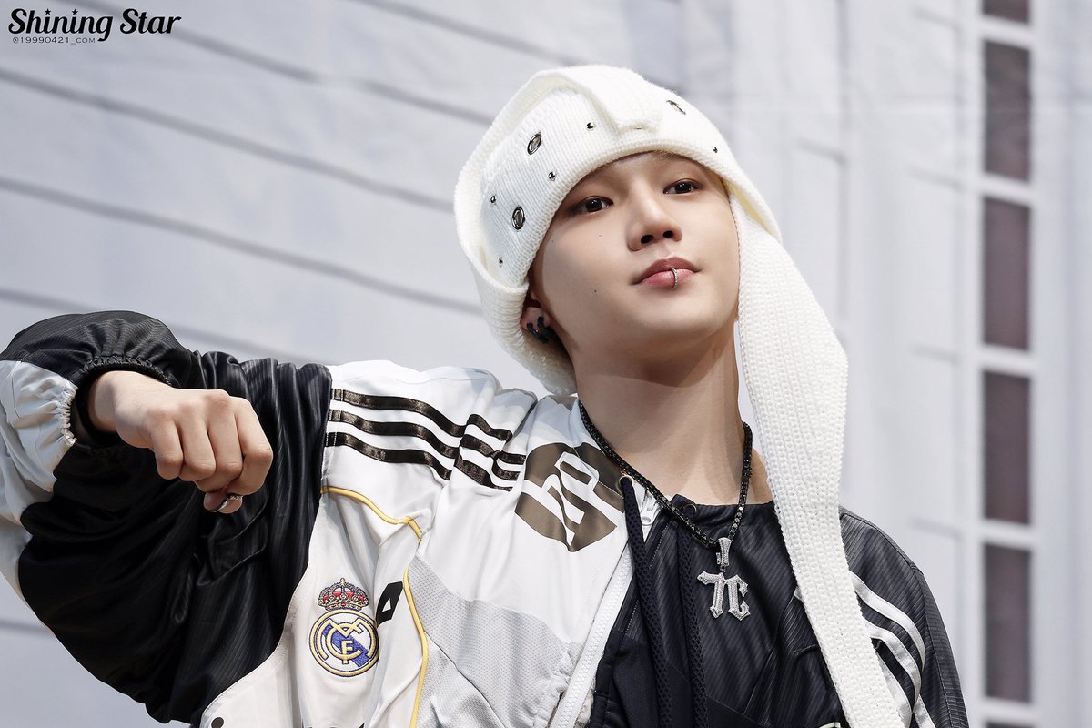 SHINING STAR tweet media