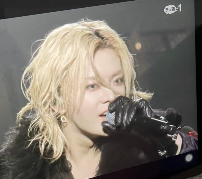ก็เธอสวยขนาดนี้ ผมจะไม่ไปเฝ้าได้ไงอะครับ