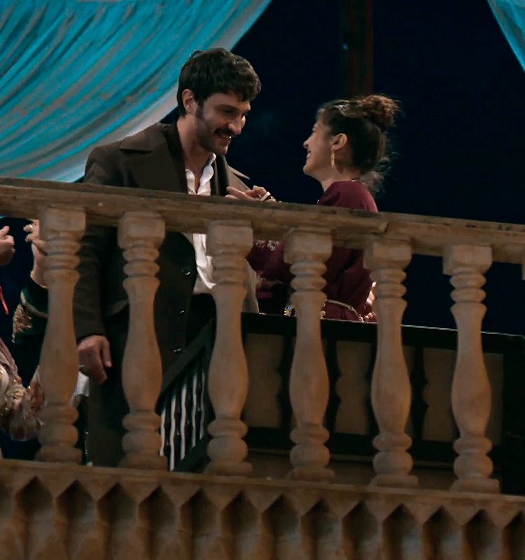 fondleaves's tweet image. 