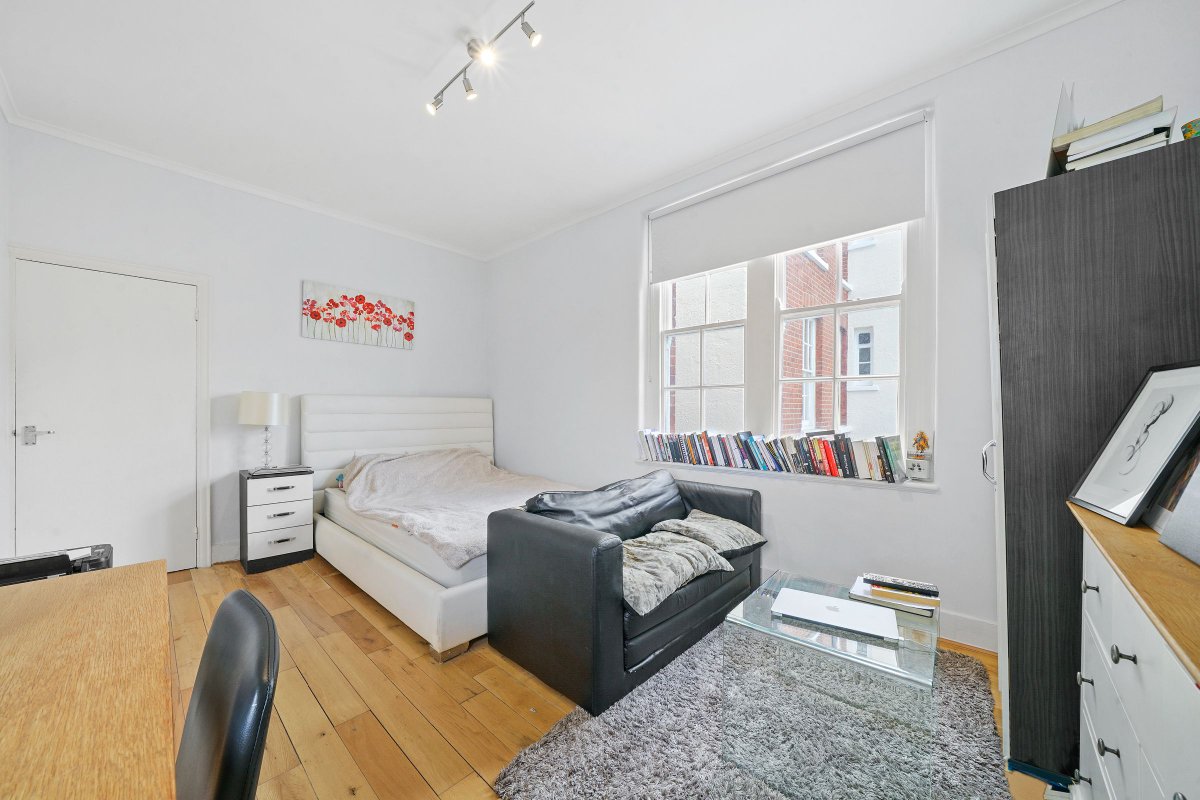 abbey_spring's tweet photo. New to market - 0 Bed Studio,  Abbey House, Abbey Road, London NW8, £1,900pcm. View details: https://t.co/H8yn3Wi8F3 https://t.co/ihRI8ixlIT