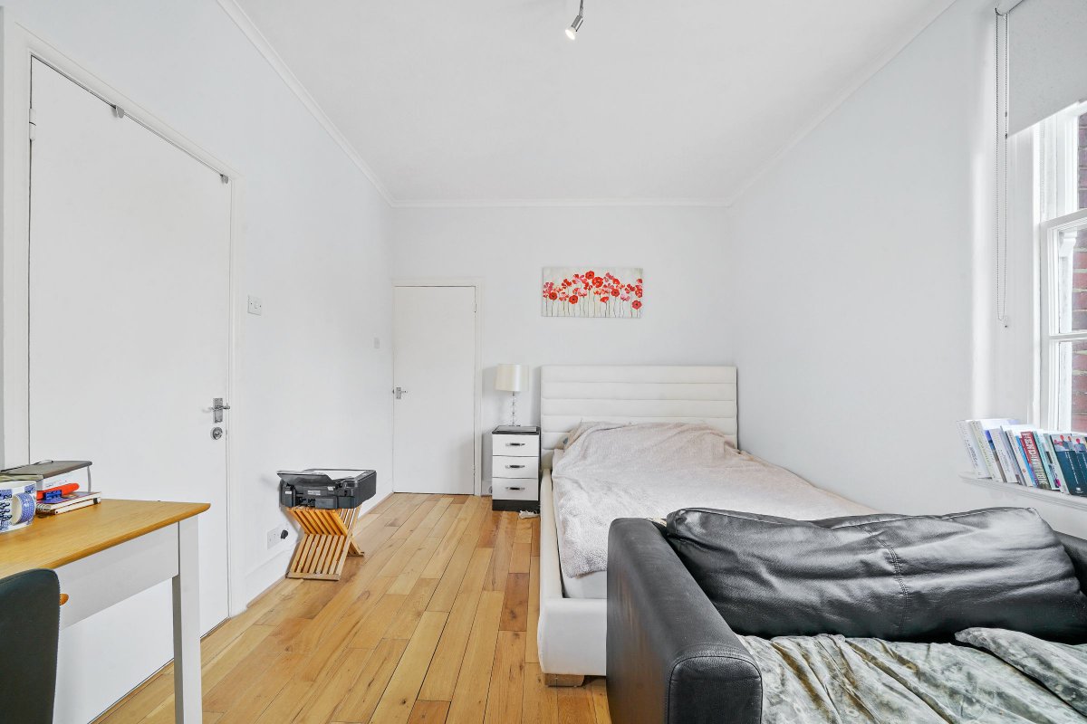 abbey_spring's tweet photo. New to market - 0 Bed Studio,  Abbey House, Abbey Road, London NW8, £1,900pcm. View details: https://t.co/H8yn3Wi8F3 https://t.co/ihRI8ixlIT