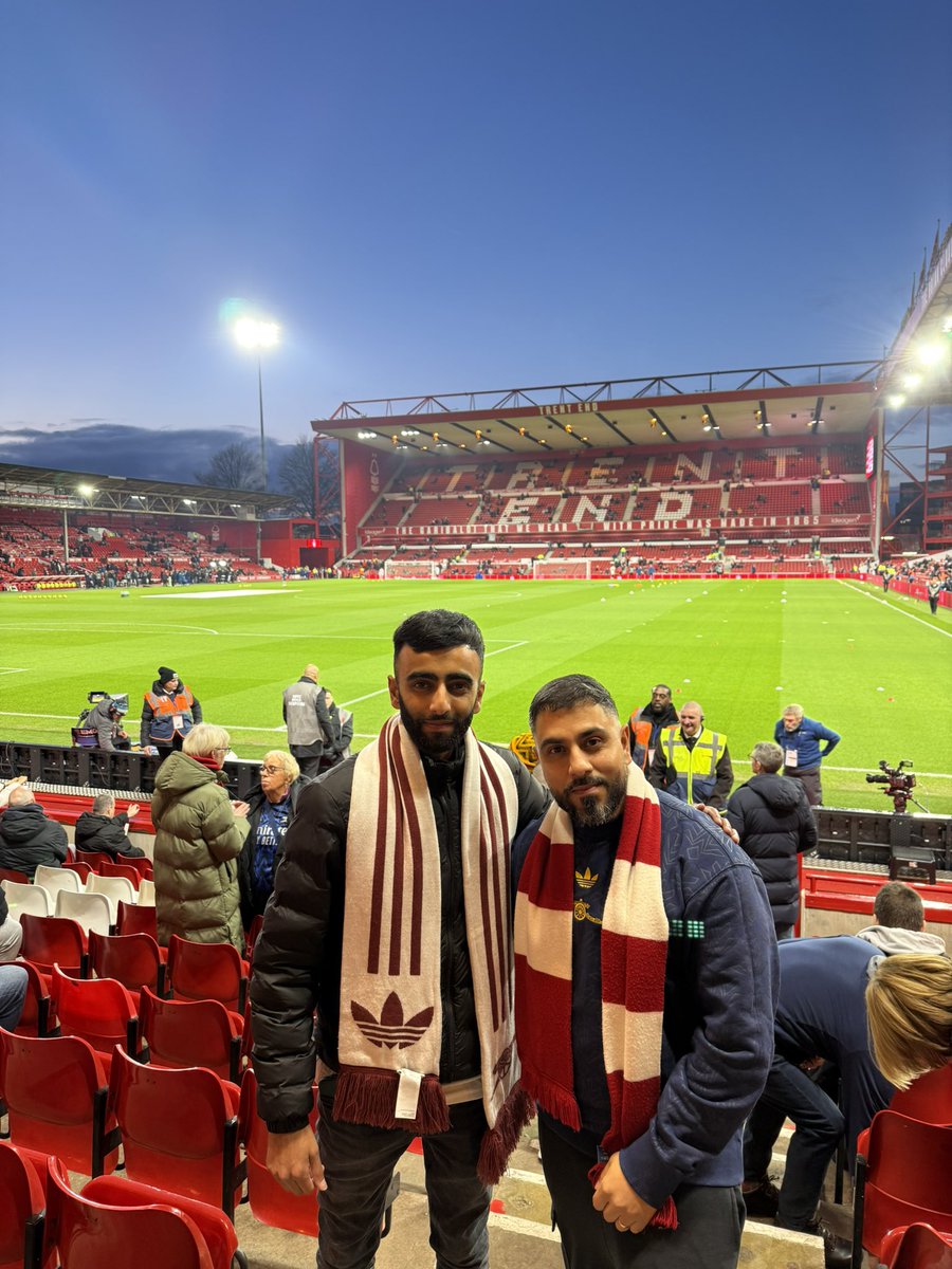 SMalik86's tweet image. 10 days 4 away games in 4 different competitions

Portsmouth ✅
Chelsea ✅
Forrest ✅
Inter Milan ✅