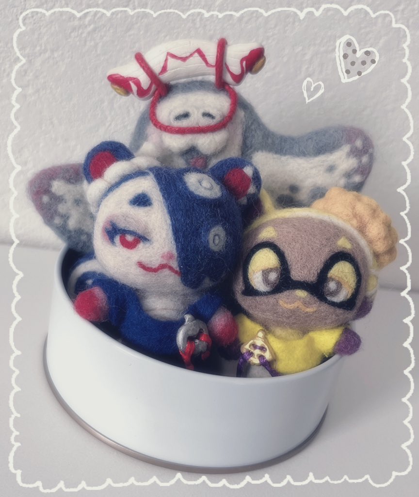 22nyk2s70's tweet image. 🧵森のリスな2人🐿️
前に作った🖤くんと一緒に！