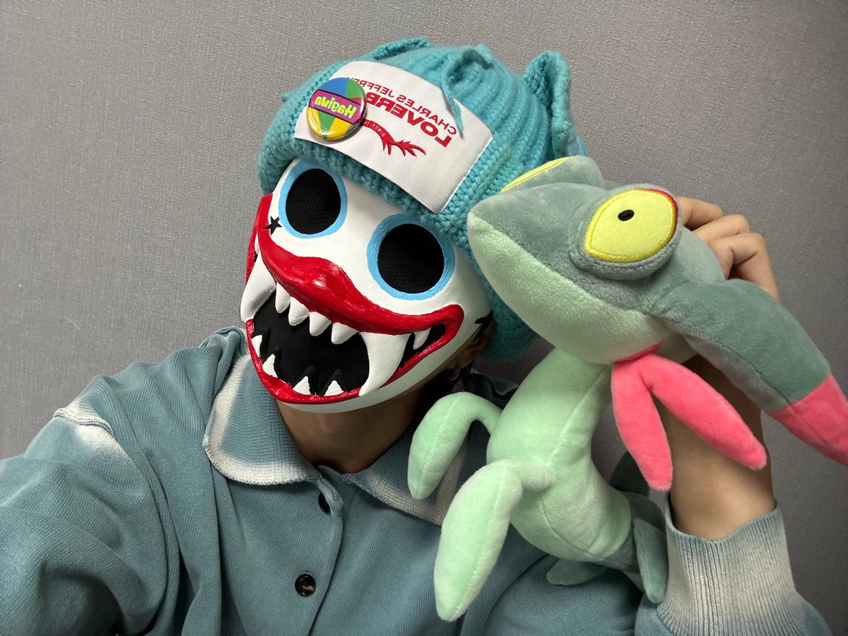 무슨 타입이냐니 당연히 고스트 타입이겟죠...
너 외계인이잖아...