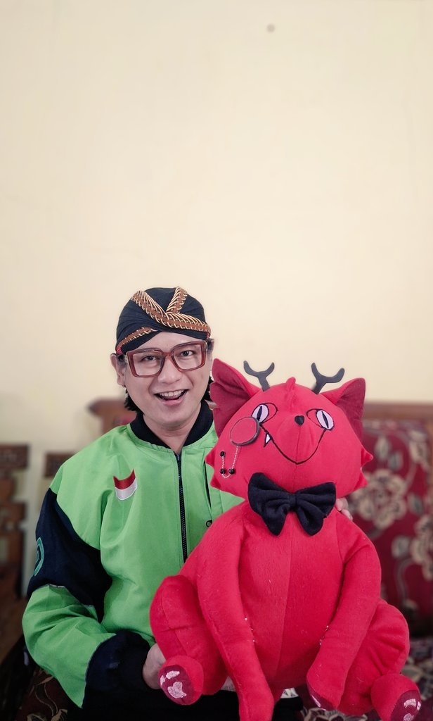 Boneka dragoncat meow 

Info vendor custom plush toy wa 085728309759